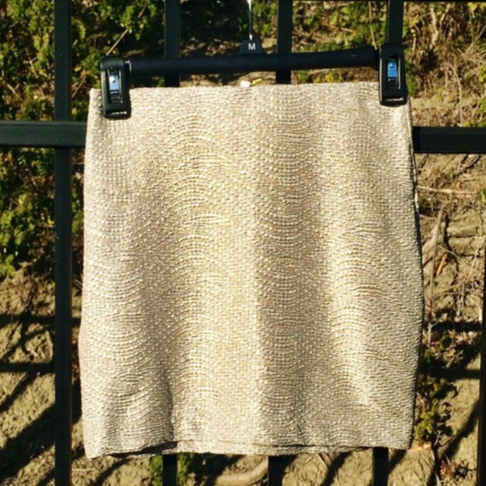 NWT Gold BCBG bandage skirt